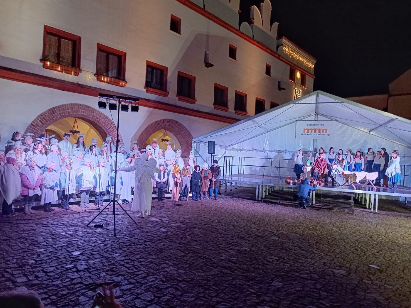 Živý betlém na náměstí